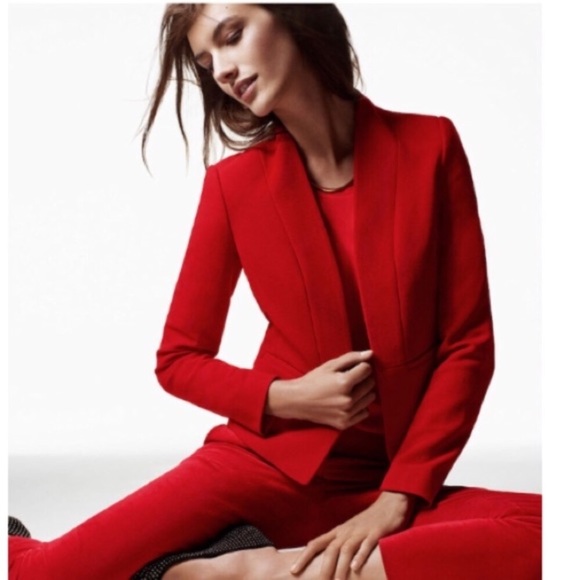 Ann Taylor Jackets & Blazers - Ann Taylor Red Crepe Suit Blazer - Size 6P